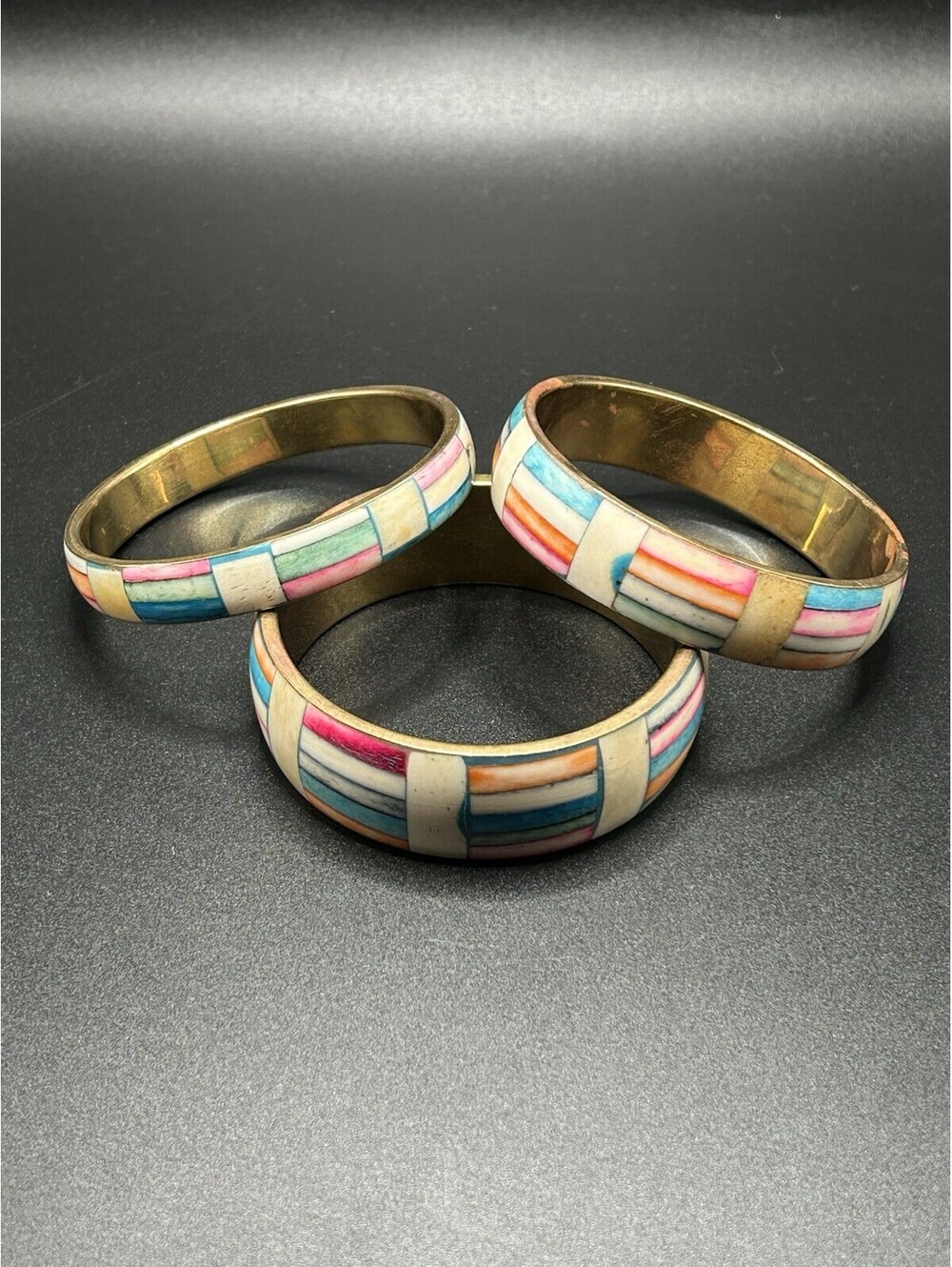 Vintage Set Of 3 Brass / Plaid Pastel Colored Bangles 1970’s